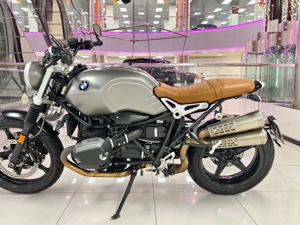 2017 BMW R Nine T Scrambler, серебристый, 1150000 рублей - вид 25