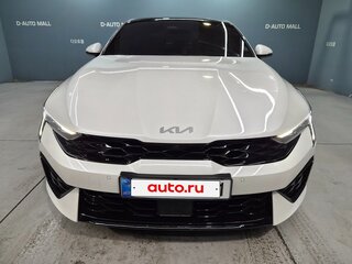 2026 Kia K5 III Рестайлинг, белый, 3870084 рублей, вид 2