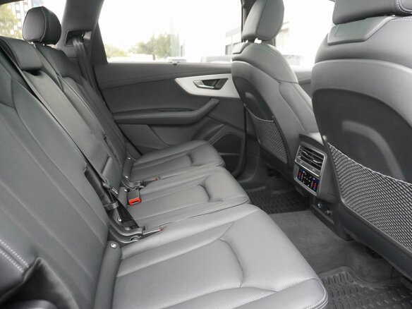 2024 Audi Q7 55 TFSI II (4M) Рестайлинг 2, чёрный, 9500000 рублей - вид 10