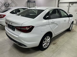 2026 Lada (ВАЗ) Vesta I Рестайлинг (NG), белый, 1815900 рублей, вид 4