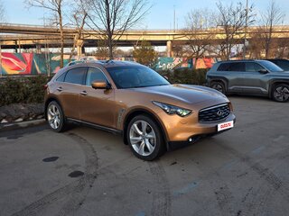 2010 Infiniti FX37 II (S51), золотистый, 1550000 рублей, вид 3