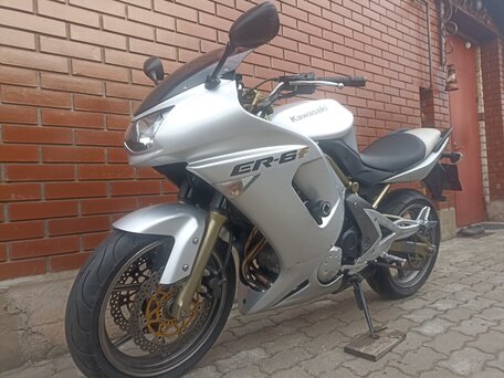 2007 Kawasaki ER-6F (Ninja 650R), серебристый, 310000 рублей, вид 1