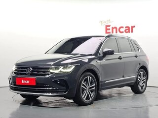2021 Volkswagen Tiguan II Рестайлинг, серый, 2850000 рублей, вид 1