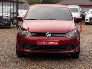 2011 Volkswagen Polo V, красный, 720000 рублей, вид 2
