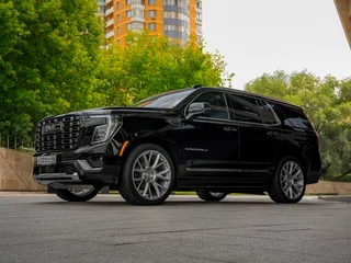 2025 GMC Yukon V Рестайлинг, чёрный, 15775000 рублей, вид 5