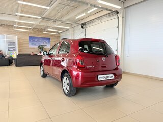 2018 Nissan March IV (K13) Рестайлинг, красный, 979000 рублей, вид 4