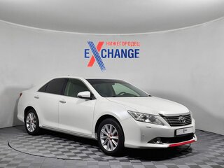 2012 Toyota Camry VII (XV50), белый, 1469000 рублей, вид 2