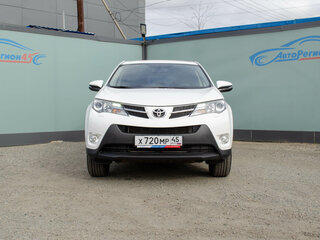 2013 Toyota RAV4 IV (XA40), белый, 1825000 рублей, вид 5