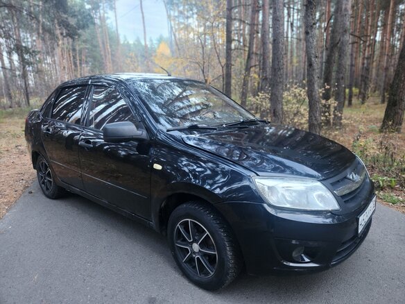 2012 Lada (ВАЗ) Granta I, чёрный, 109999 рублей - вид 9