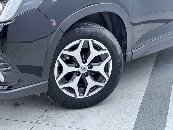 2022 Subaru Forester V Рестайлинг, чёрный, 2544000 рублей - вид 18
