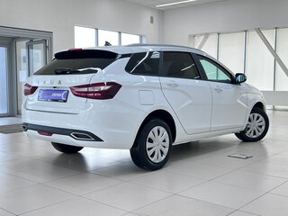 2024 Lada (ВАЗ) Vesta SW I Рестайлинг (NG), белый, 1199000 рублей, вид 4