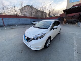 2018 Nissan Note e-Power II Рестайлинг, белый, 1198000 рублей, вид 5