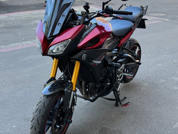 2015 Yamaha MT-09 Tracer (FJ-09), красный, 785000 рублей - вид 2