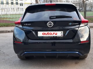 2017 Nissan Leaf II (ZE1), чёрный, 1660000 рублей, вид 4