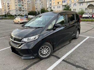 2022 Honda Freed II Рестайлинг, чёрный, 1560000 рублей, вид 1