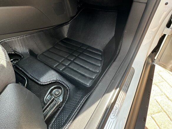 2013 Ford Focus III, белый, 1095000 рублей - вид 25