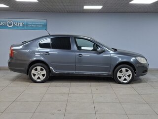 2011 Skoda Octavia DSG7 II (A5) Рестайлинг, серый, 457000 рублей, вид 4