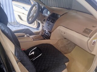 2008 Mercedes-Benz C-Класс 200 III (W204), чёрный, 800000 рублей, вид 3
