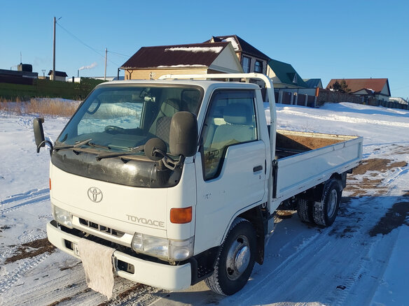 1996 Toyota Dyna, белый, 1500000 рублей - вид 5