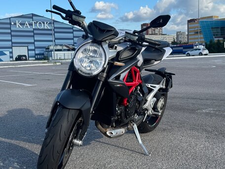 2016 MV Agusta Brutale 800, белый, 685000 рублей, вид 5