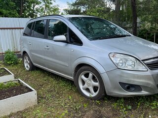 2008 Opel Zafira B Рестайлинг, серебристый, 550000 рублей, вид 2