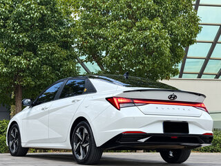 2023 Hyundai Elantra VII (CN7), белый, 1425000 рублей, вид 4