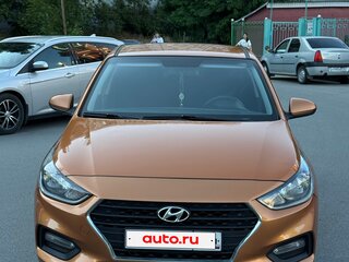 2017 Hyundai Solaris II, оранжевый, 1100000 рублей, вид 2