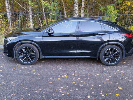 2021 Infiniti QX55, чёрный, 3550000 рублей, вид 3