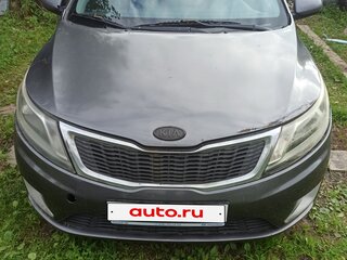 2015 Kia Rio III Рестайлинг, серебристый, 550000 рублей, вид 1