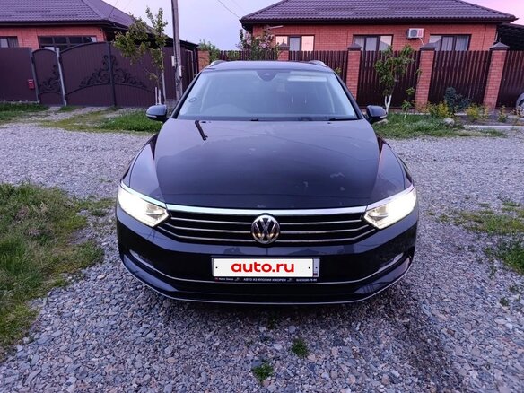 2017 Volkswagen Passat B8, чёрный, 1850000 рублей - вид 1