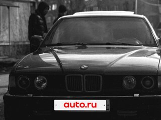 1989 BMW 7 серии 730i II (E32), серый, 370000 рублей, вид 1