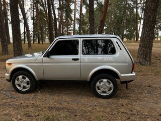 2018 Lada (ВАЗ) 2121 (4x4) Urban I Рестайлинг, серебристый, 685000 рублей, вид 5