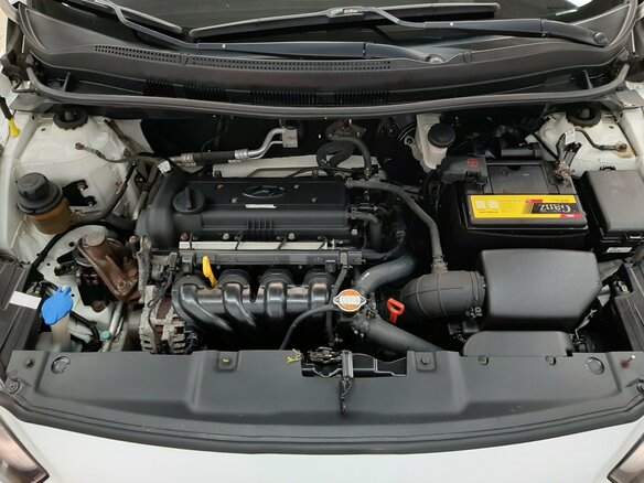 2012 Hyundai Solaris I, белый, 780000 рублей - вид 6