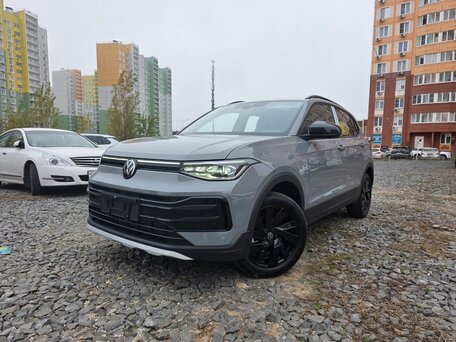 2026 Volkswagen Tharu XR 300 TSI, серый, 2700000 рублей, вид 1
