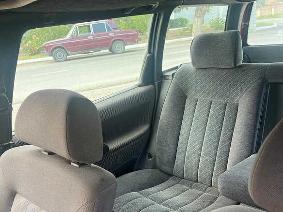 1992 Volkswagen Passat B3, красный, 185000 рублей - вид 11