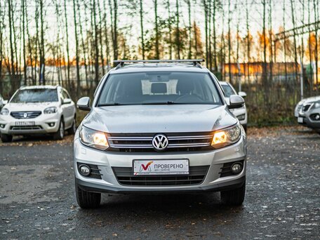 2011 Volkswagen Tiguan I Рестайлинг, серый, 770000 рублей, вид 3