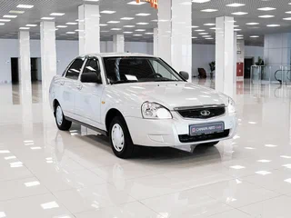 2017 Lada (ВАЗ) Priora I Рестайлинг, серебристый, 487000 рублей, вид 3