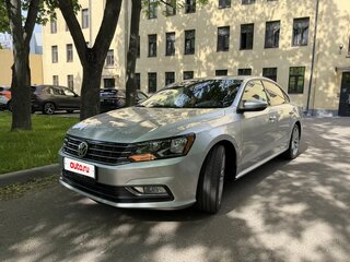 2019 Volkswagen Passat (North America and China) II (NA Market), серебристый, 2100000 рублей, вид 2