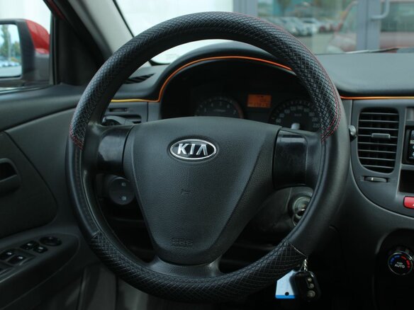 2007 Kia Rio II, красный, 530000 рублей - вид 15