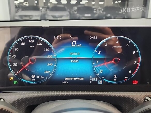 2022 Mercedes-Benz A-Класс 180 IV (W177) Рестайлинг, чёрный - вид 5