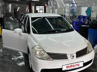 2005 Nissan Tiida Latio I, белый, 480000 рублей, вид 3