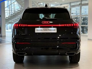 2026 Audi Q5 L III (GU), чёрный, 6370000 рублей, вид 4