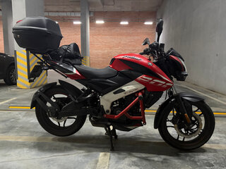 2022 Bajaj Pulsar NS 200, красный, 175000 рублей, вид 1