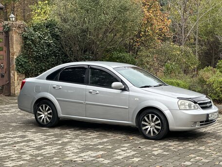2008 Chevrolet Lacetti I, серебристый, 540000 рублей, вид 4