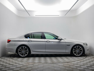 2013 BMW 5 серии 528i xDrive VI (F10/F11/F07) Рестайлинг, белый, 1940000 рублей, вид 4