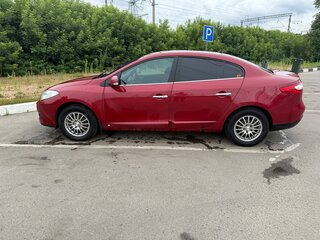 2010 Renault Fluence I, красный, 570000 рублей, вид 5
