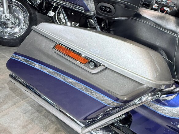2016 Harley-Davidson CVO Limited, синий, 1799000 рублей - вид 30