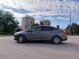 2012 Ford Focus III, серый, 1240000 рублей, вид 3