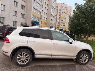 2012 Volkswagen Touareg II, белый, 2250000 рублей, вид 2