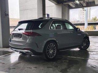 2025 Mercedes-Benz GLE 450 II (V167) Рестайлинг, серебристый, 15232000 рублей, вид 4